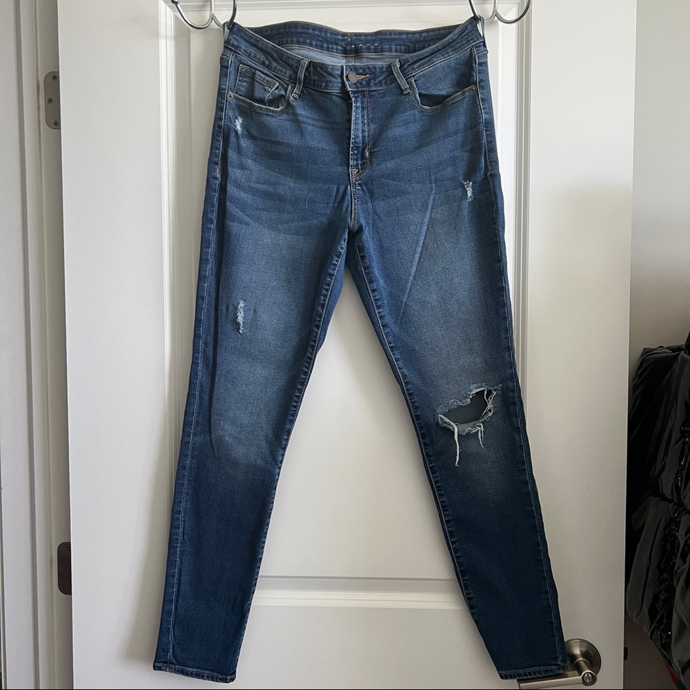 Old Navy Mid-Rise Rockstar Super Skinny Jeans